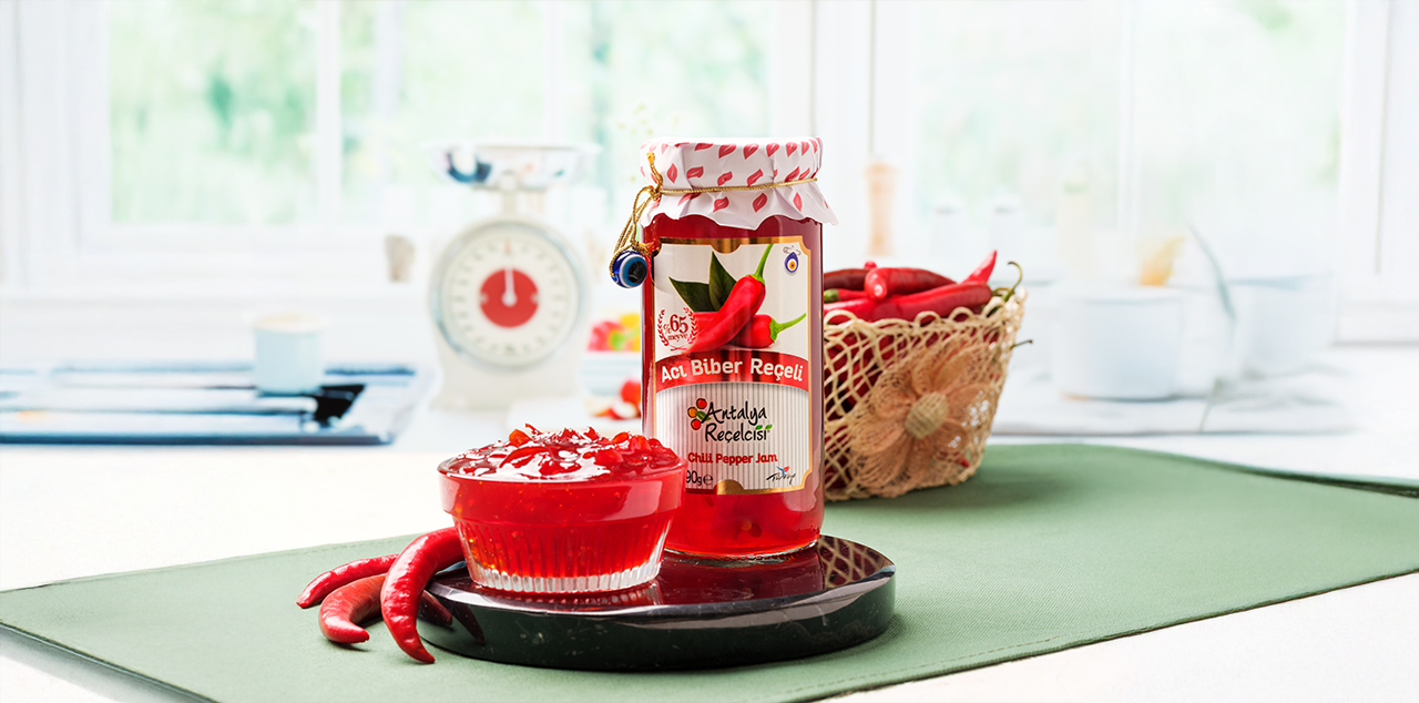 Acı Biber Reçeli Nasıl Tüketilir? Nerelerde Kullanılır?